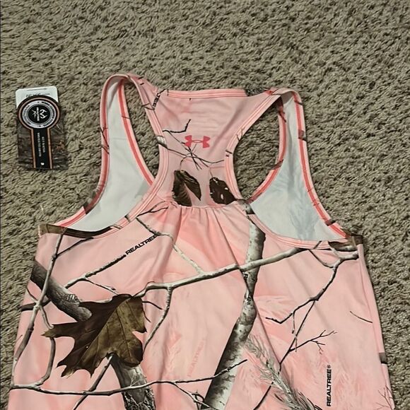 NWT Under Armour medium Pink Camo Tank Top  E - Picture 6 of 10